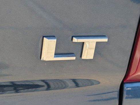 Used 2019 Chevrolet Silverado 1500 LT Trail Boss image 4