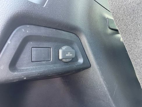 Used 2025 Honda Pilot TrailSport image 19