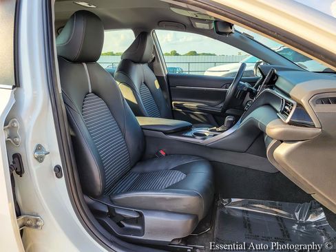 Used 2023 Toyota Camry SE FWD image 31