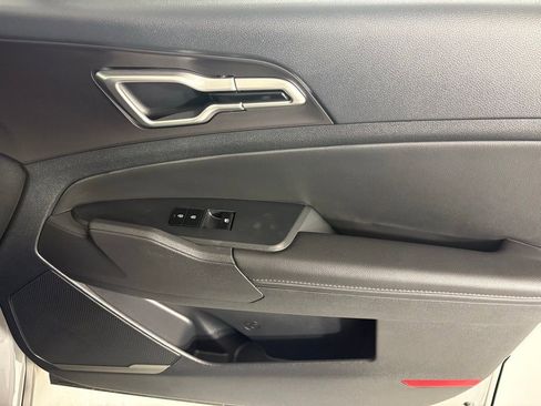 New 2026 Kia Sportage EX image 12
