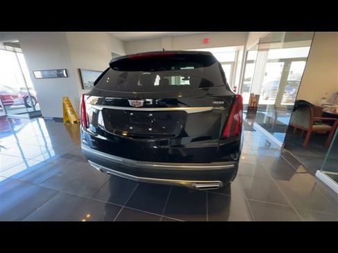 Certified 2025 Cadillac XT5 Premium Luxury image 7
