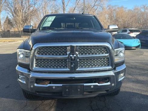 Used 2018 RAM 2500 Laramie w/ Convenience Group image 8