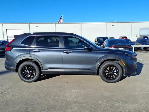 Used 2025 Honda CR-V Sport image 4
