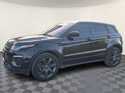 Used 2019 Land Rover Range Rover Evoque SE Premium image 4