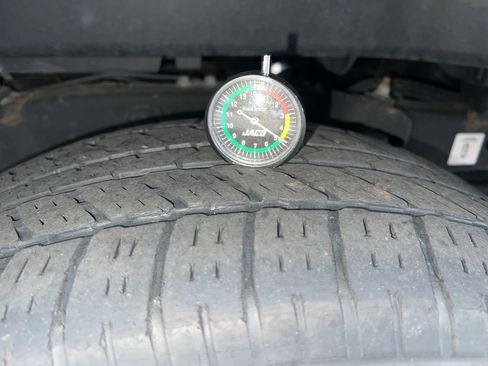 Used 2021 Toyota Tacoma TRD Sport AWD/4WD image 18