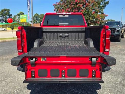 New 2026 Chevrolet Silverado 2500 ZR2 w/ LPO, Dark Essentials Package AWD/4WD image 29