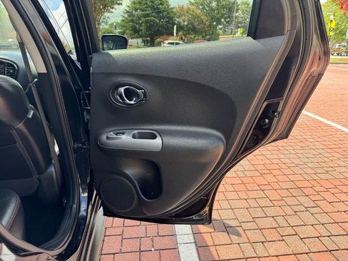 Used 2015 Nissan Juke SL image 15