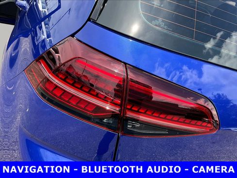 Used 2019 Volkswagen Golf R 4-Door AWD/4WD image 23