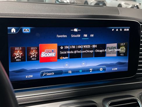 Used 2025 Mercedes-Benz GLE 350 4MATIC image 23