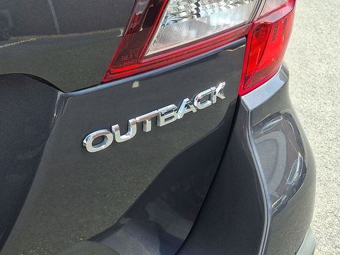 Used 2019 Subaru Outback 2.5i Premium w/ Popular Package #2 AWD/4WD image 32