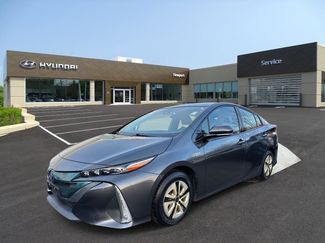 Used 2018 Toyota Prius Prime Premium w/ Carpet Mat Package video 1