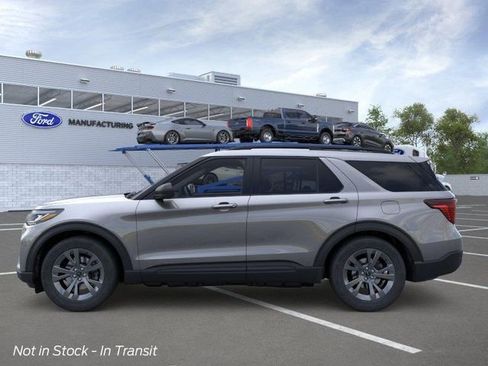 New 2026 Ford Explorer Active image 3