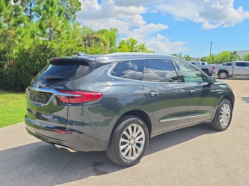 Certified 2020 Buick Enclave Essence FWD image 4