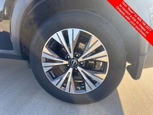 Used 2022 Nissan Rogue SV image 9