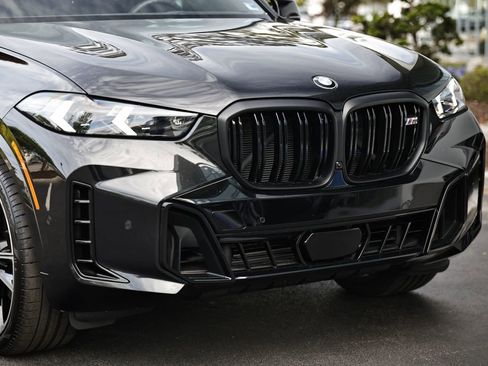 Certified 2026 BMW X5 M60i w/ Parking Assistance Package image 2