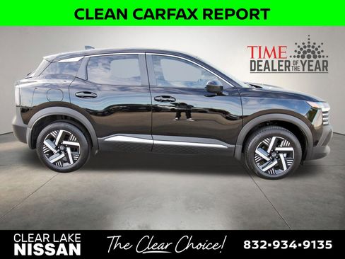 Certified 2025 Nissan Kicks SV image 8