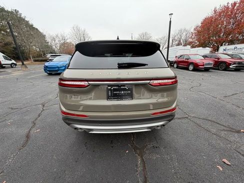 New 2026 Lincoln Corsair Premiere image 8