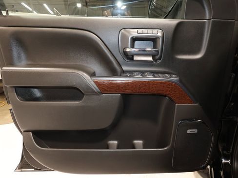 Used 2018 GMC Sierra 1500 SLT w/ SLT Premium Package image 21