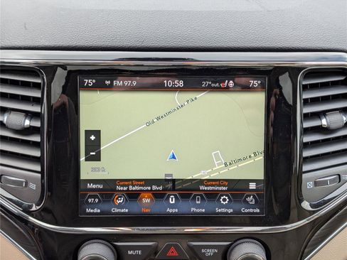 Used 2020 Jeep Grand Cherokee Limited image 31