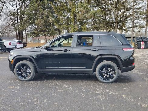 New 2026 Jeep Grand Cherokee Limited image 10
