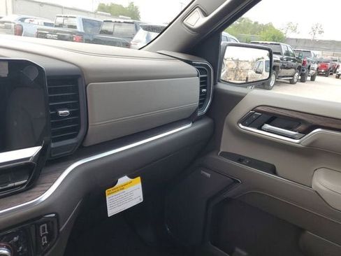 New 2026 GMC Sierra 1500 SLT w/ SLT Premium Package RWD image 27
