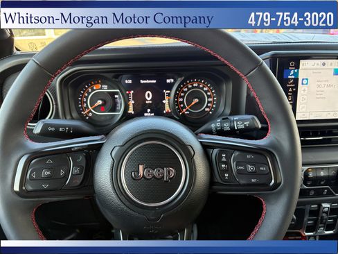 Used 2024 Jeep Wrangler Unlimited Rubicon image 20