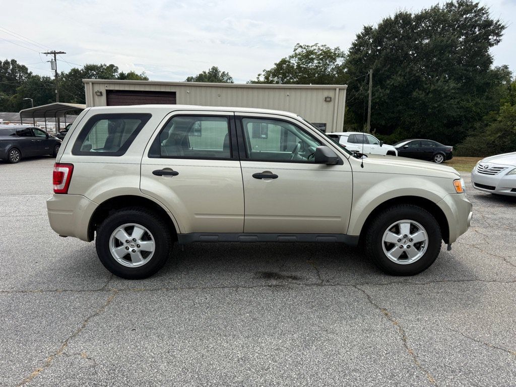 Used 2012 Ford Escape XLS FWD image 8