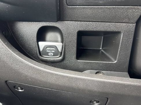 Used 2023 RAM ProMaster 2500 FWD image 18