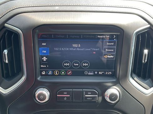 Certified 2021 GMC Sierra 1500 AT4 w/ AT4 Value Package AWD/4WD image 13