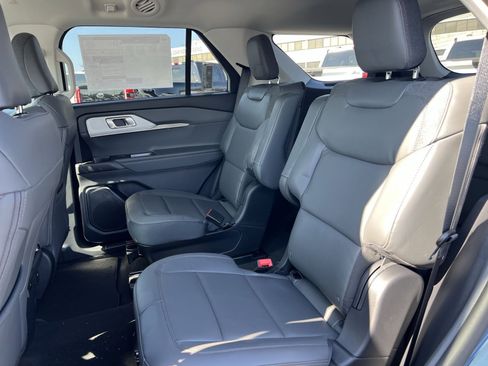 New 2026 Ford Explorer Active image 24