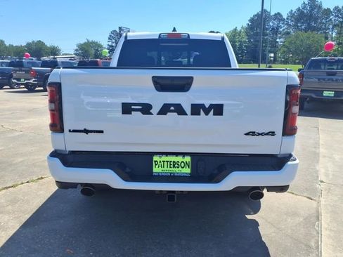 New 2026 RAM 1500 4x4 Crew Cab image 3