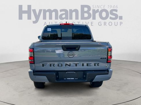 New 2026 Nissan Frontier SV w/ All-Weather Content Package AWD/4WD image 4