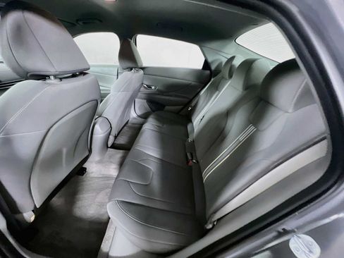 Certified 2023 Hyundai Elantra SEL w/ Convenience Package FWD image 25