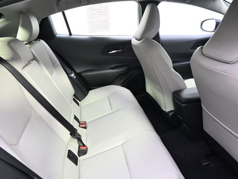 Used 2024 Toyota Prius Limited image 18