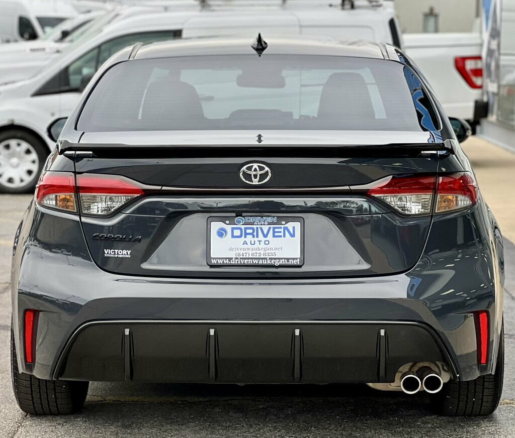 Used 2025 Toyota Corolla FX w/ Convenience Package FWD image 4
