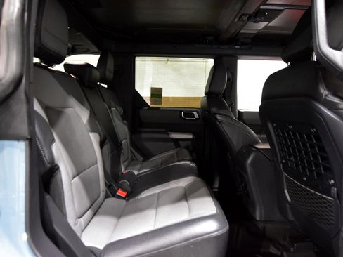 Used 2023 Ford Bronco Everglades image 54