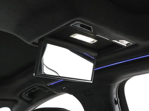 Used 2024 Audi S8 image 31