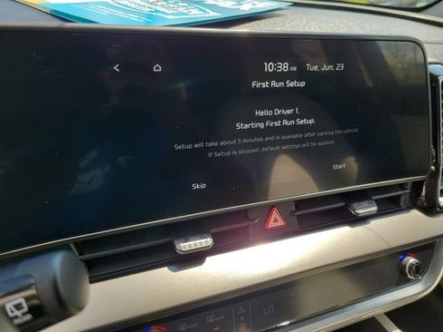 Used 2023 Kia Sportage EX FWD image 27