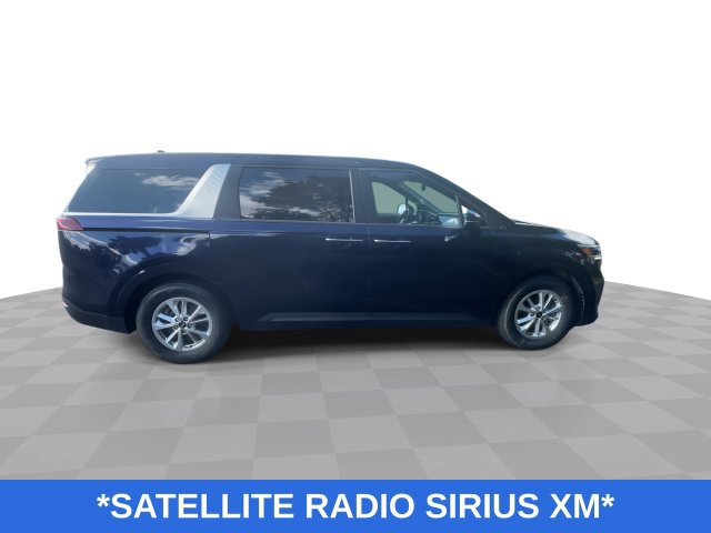 Used 2022 Kia Carnival LX FWD image 10