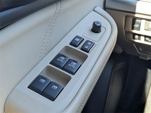 Used 2018 Subaru Outback 3.6R Limited image 27