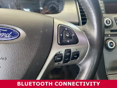 Used 2018 Ford Taurus SEL image 11