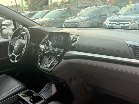 Used 2019 Honda Odyssey Elite image 17