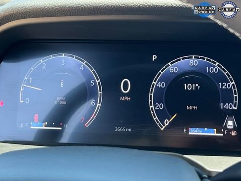 Certified 2025 Jeep Grand Cherokee Laredo X image 16