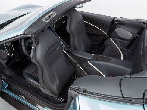 Certified 2024 Ferrari Roma Spider RWD image 36