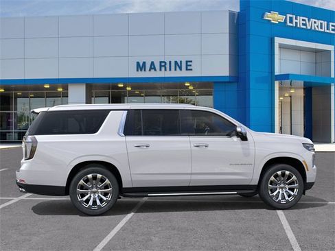 New 2025 Chevrolet Suburban Premier w/ Sun And Tow Package image 5