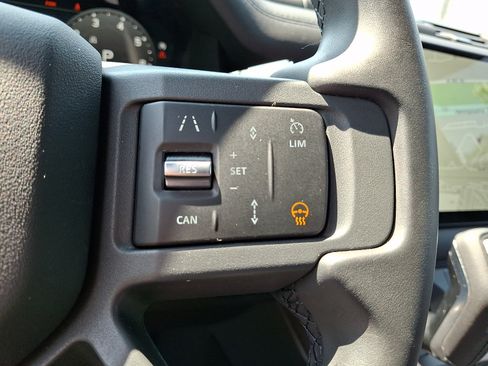 Used 2025 Land Rover Defender 110 S AWD/4WD image 22