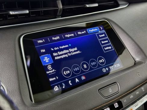 Used 2021 Cadillac XT4 Sport w/ Sun And Sound Package AWD/4WD image 15
