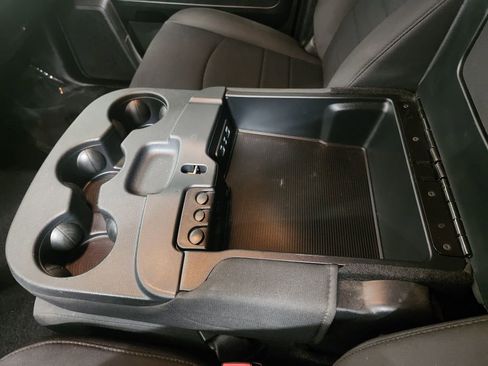 Used 2019 RAM 1500 Express w/ Express Value Package image 19