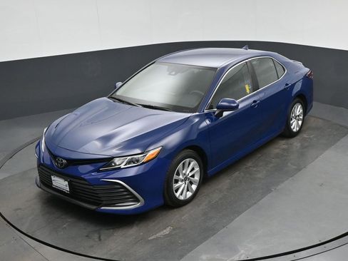 Used 2024 Toyota Camry LE FWD image 54