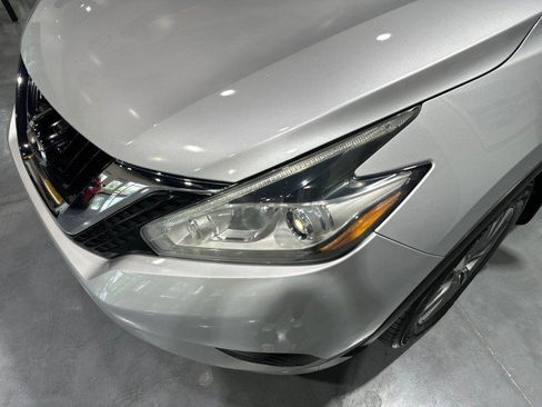 Used 2015 Nissan Murano S FWD image 14